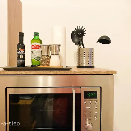 Qonroom - As Individual As Apartment